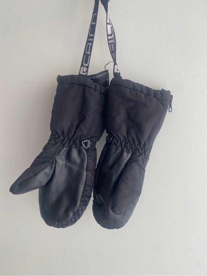 Moufles Cairn 5 ans - photo numéro 4