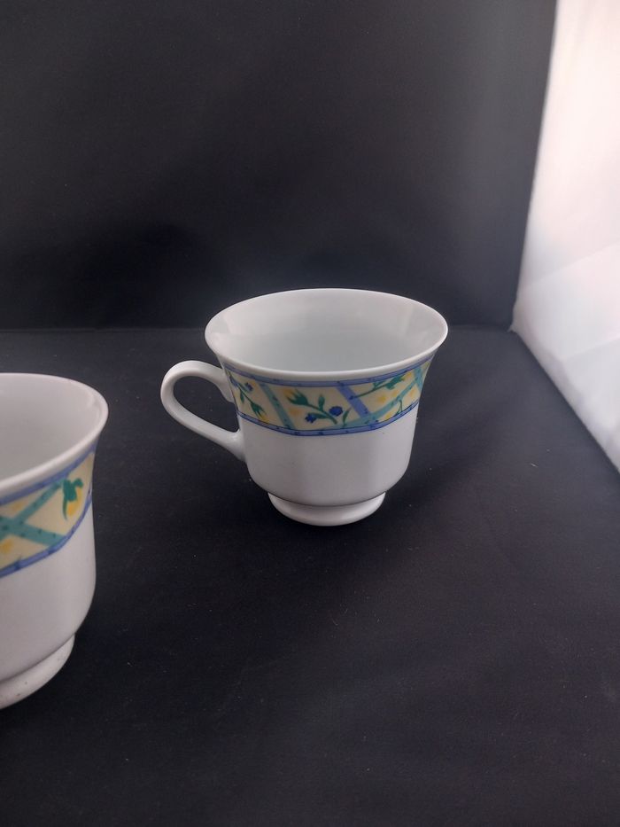 3 Tasses à café avec fleurs - photo numéro 4