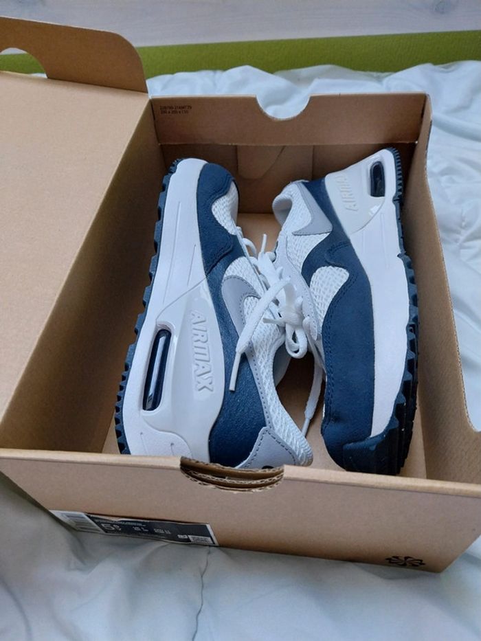 Baskets Nike air max neuves - photo numéro 6