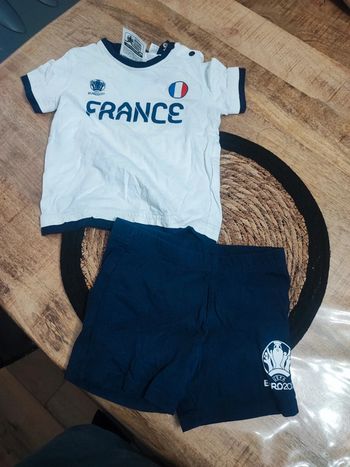 Ensemble short 24 mois