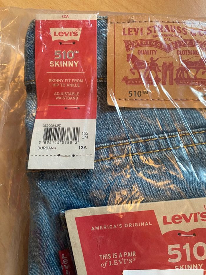 Pantalon jeans skinny Levis 510 Taille 12 ans - photo numéro 2