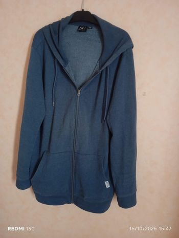 Veste Sweat bleu marine à capuche