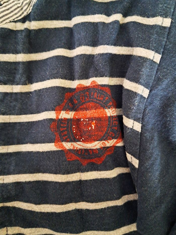 Très beau polo alphabet taille 4 ans D'occasion - photo numéro 3