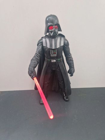 Figurine hasbro dark vador électronique