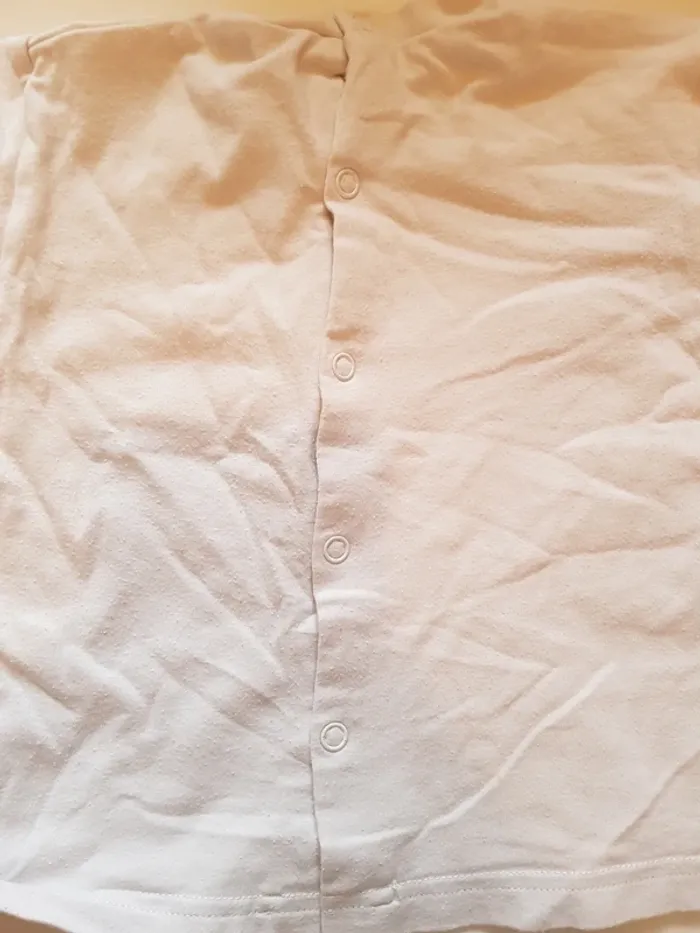 Tee-shirt 🔄 - photo numéro 4
