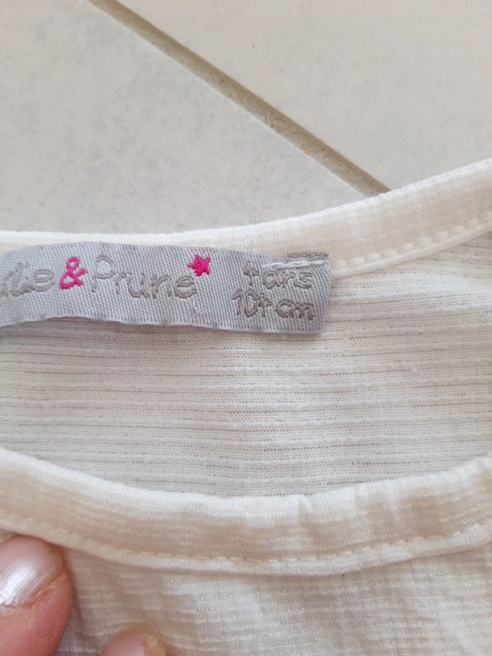 Tee-shirt blanc - photo numéro 3