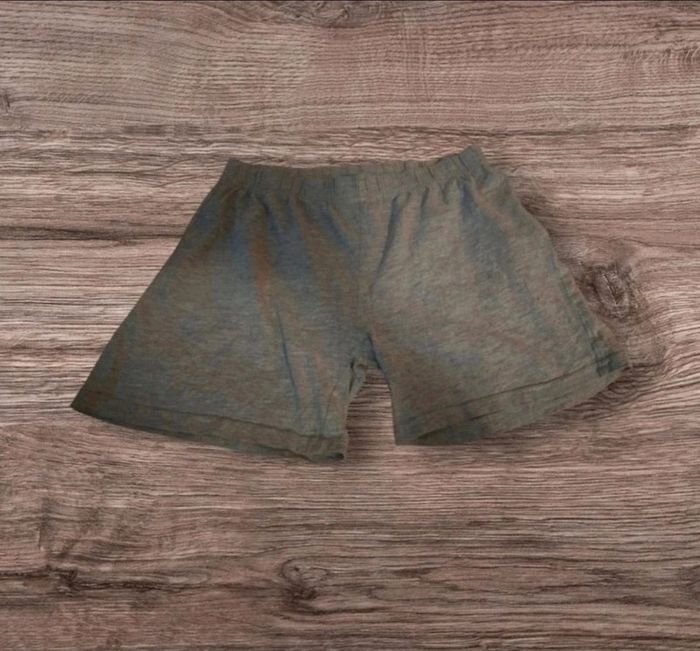 Lots de vêtements garçon taille 8 ans - photo numéro 4