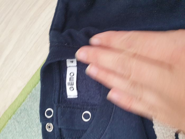 Lot de 4 pulls - photo numéro 3