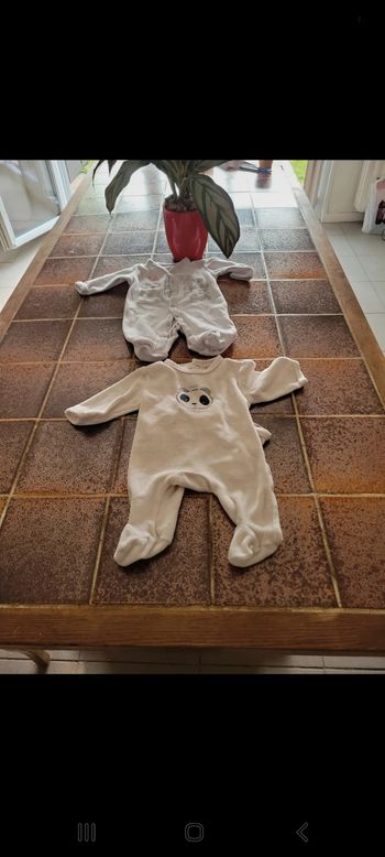 Lot pyjamas mixte panda / Bears ours