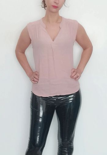 Blouse sans manche rose pastel taille 36