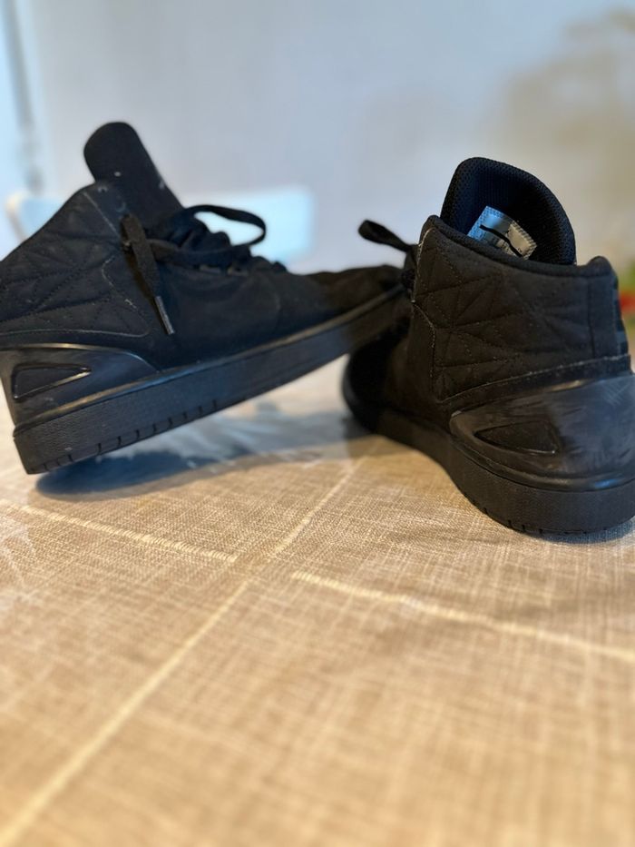 Baskets Nike Air Jordan noires pointure 38.5 – authentiques - photo numéro 3