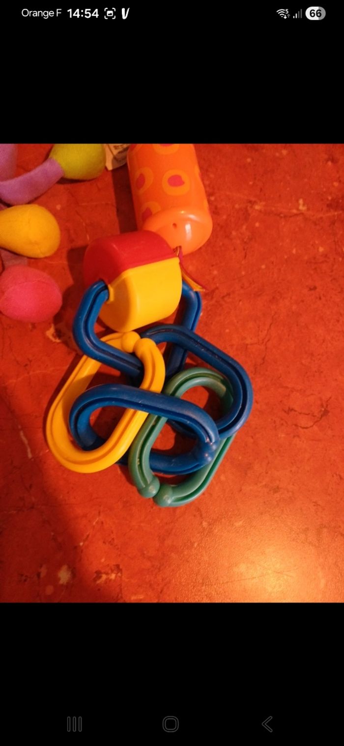 Lot de hochets et jeux d éveil - photo numéro 6