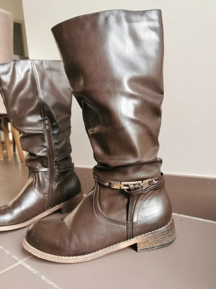 Bottes marron - photo numéro 2