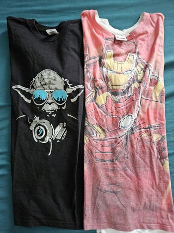 Lot 2 t-shirts M iron man et star wars