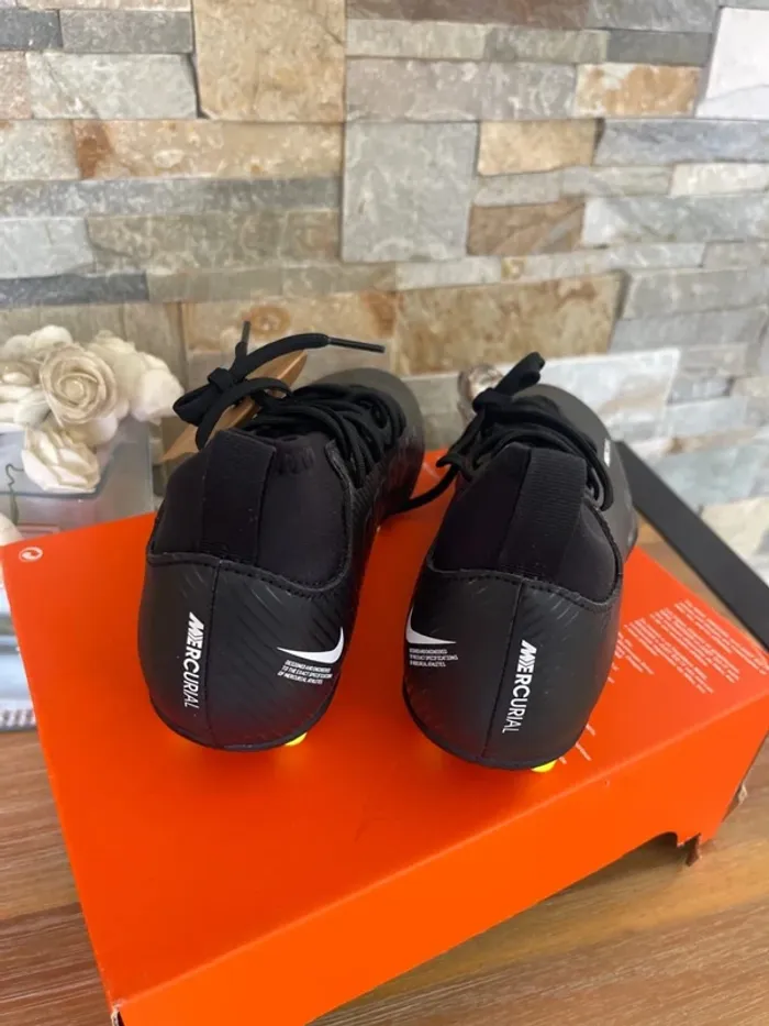 Crampons Nike Mercurial - photo numéro 4