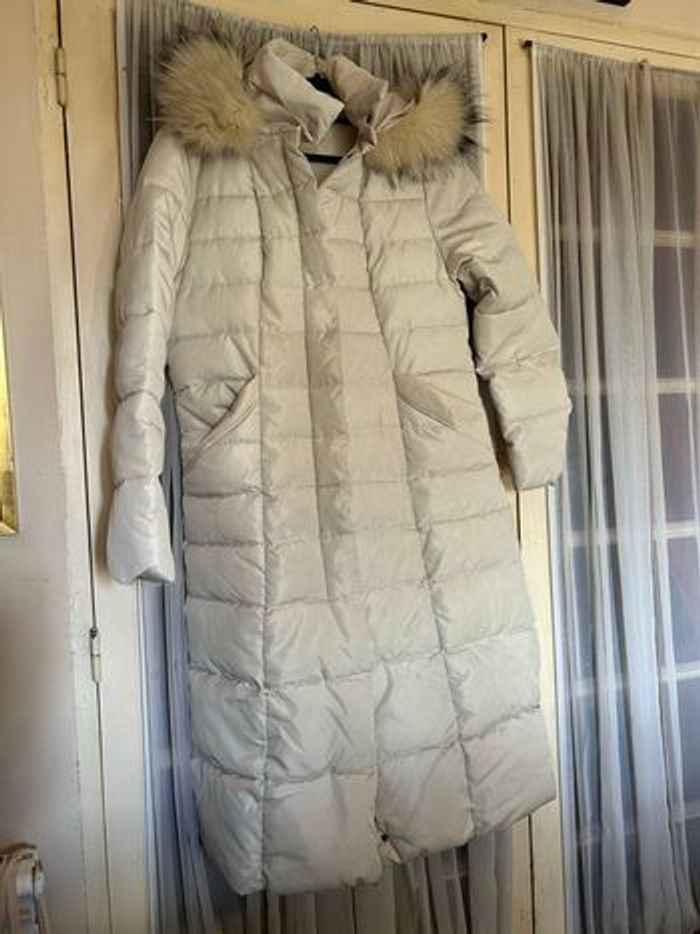 Long manteau doudoune blanc très bon état - photo numéro 3