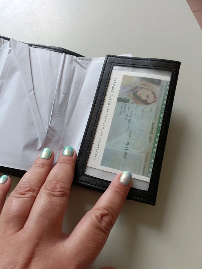 Portefeuille noir herlaine Paris neuf - photo numéro 6