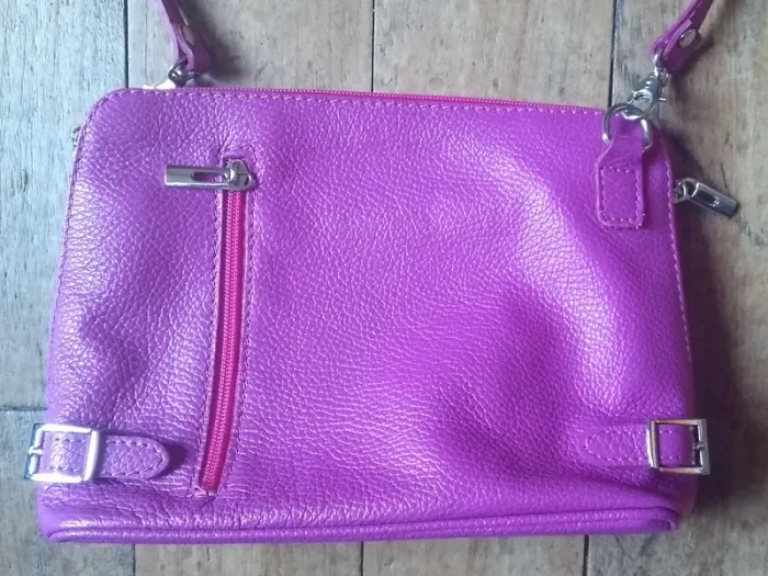 Petit sac à main cuir rose. Très bon état. Cuir véritable - photo numéro 5