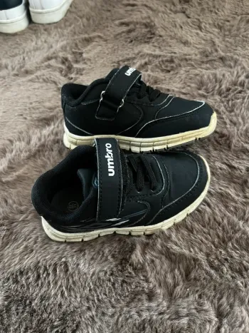 Baskets enfant