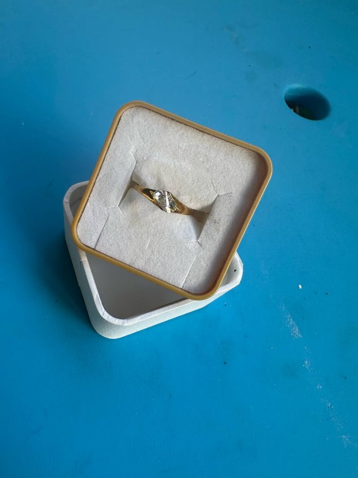 Bague solitaire plaqué or - photo numéro 3