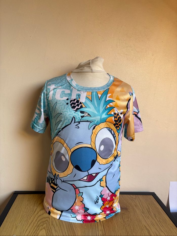 T shirt fille taille 140 - photo numéro 1