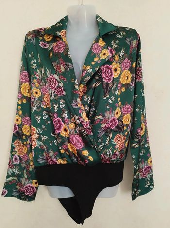 Blouse body fleurie élégante