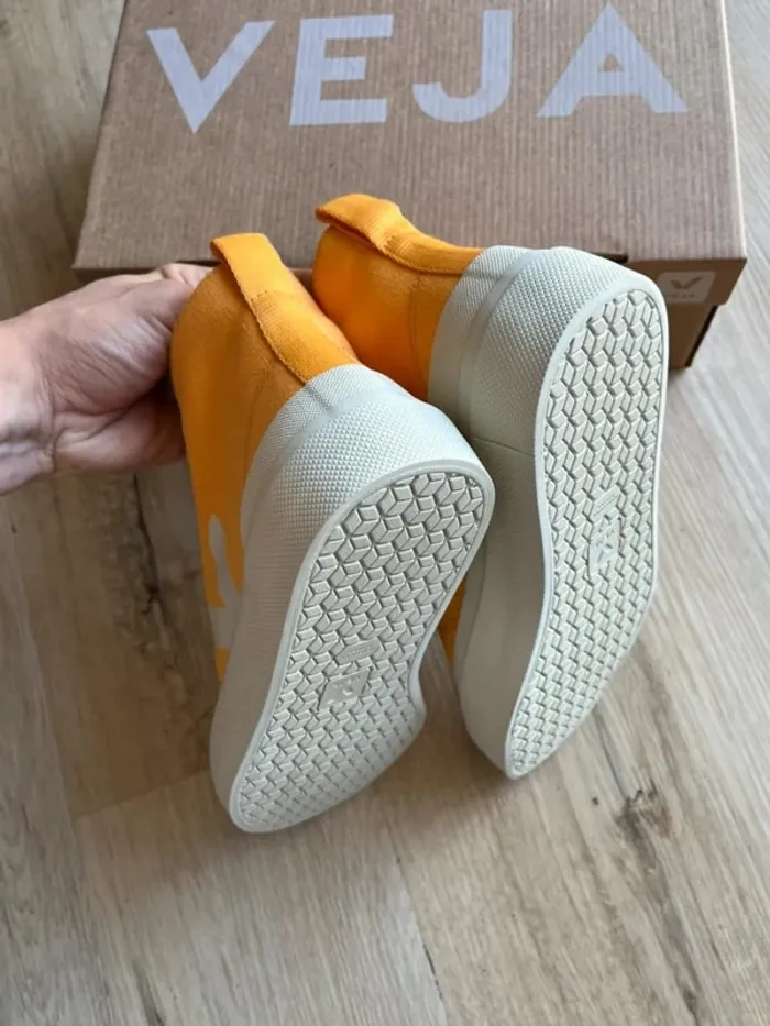 Veja Watta 2 Orange 36 - photo numéro 4