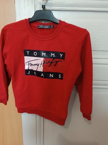 Sweat tommy Hilfiger rouge et multicolore