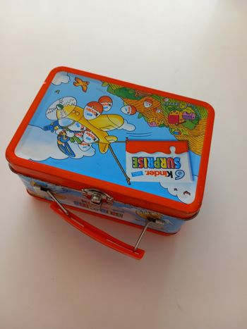 Valisette Kinder en métal