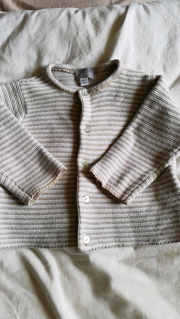 Gilet taille 9 mois - photo numéro 4