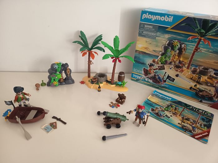 Playmobil pirate