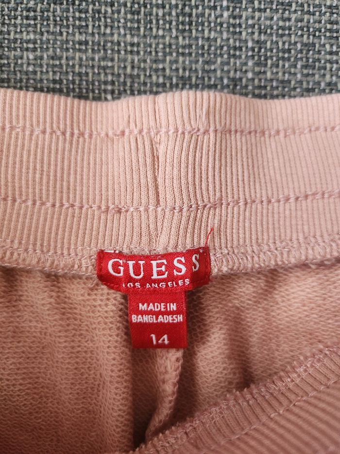 Short fille GUESS taille 14 ans - photo numéro 2