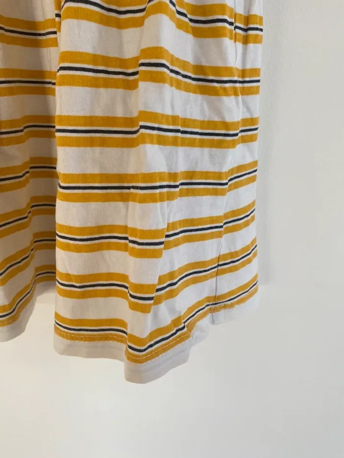 Robe kiabi moutarde rayée blanc et noir - photo numéro 4