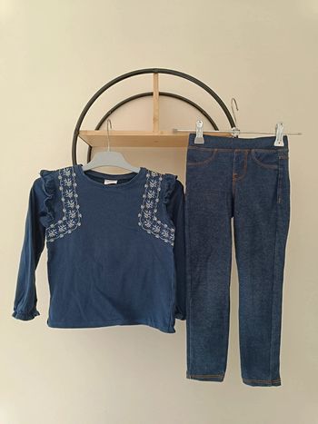 4 ans ensemble teeshirt tape a l'oeil et pantalon jegging Okaïdi