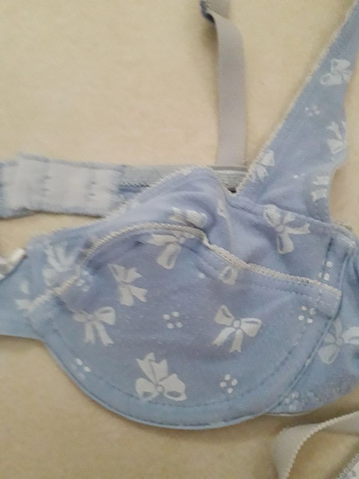 Soutien gorge - 85 B - photo numéro 4