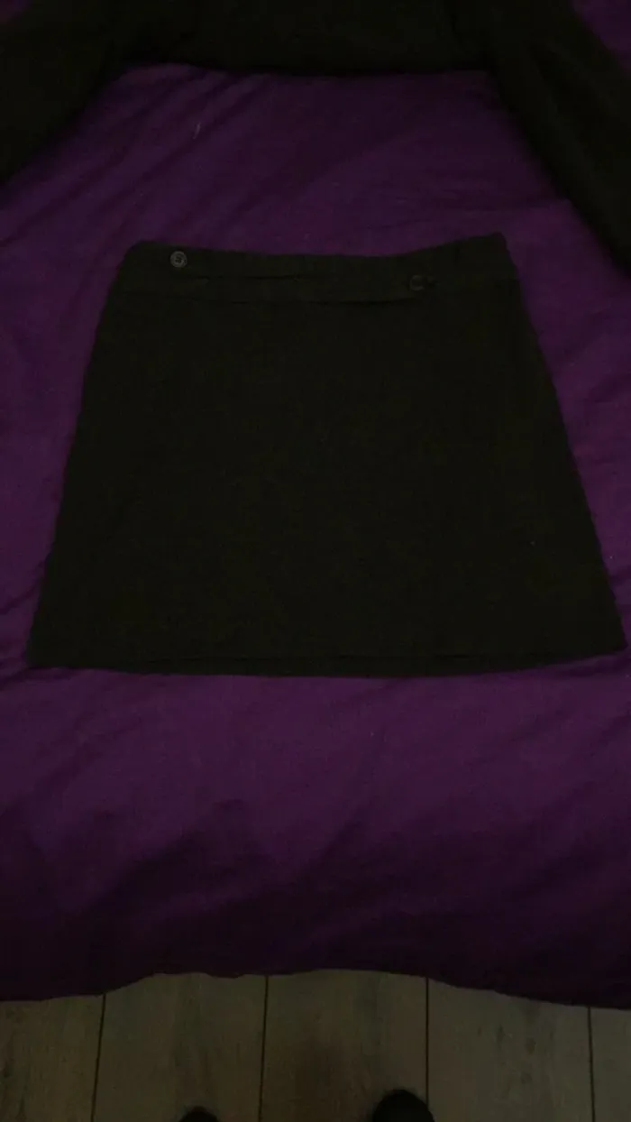 Tailleur jupe - photo numéro 3