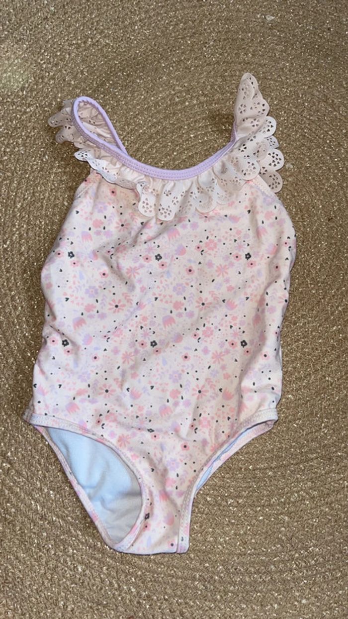 Ensemble cape de bain et maillot de bain - photo numéro 7