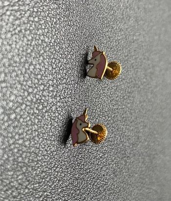 Boucles d’oreilles licorne 9 carats