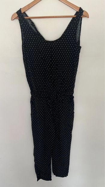 jolie combinaison pantalon couleur marine  en parfait état taille 38 100% viscose up2fashion