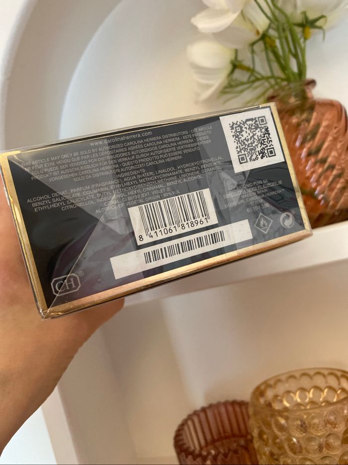 Parfum Carolina herrera goss girl - photo numéro 4