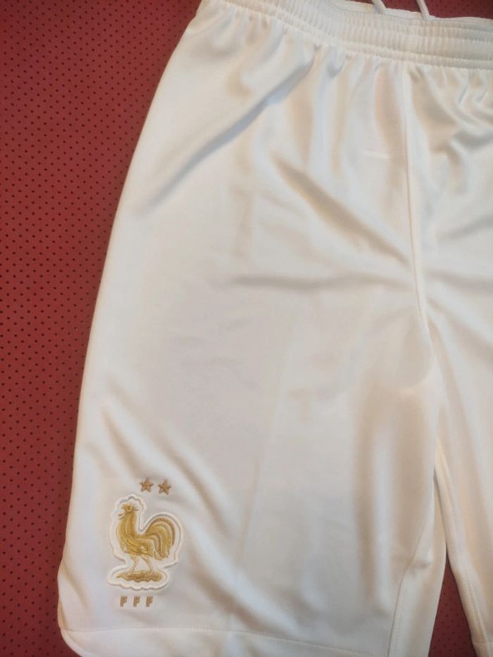 Short de foot France, Nike Authentique Officiel taille Adulte Homme S, Neuf - photo numéro 2