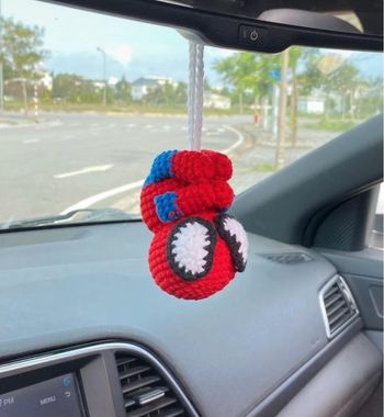 Déco rétroviseur Spiderman en crochet 