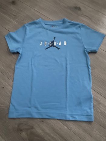 T-shirt bleu Jordan 5/6 ans 11O/116 centimètres 