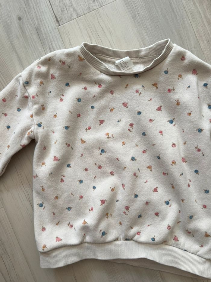 Pull motif fleurs - photo numéro 3
