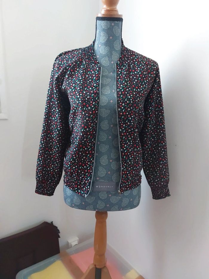 Veste fleurie 12 ans