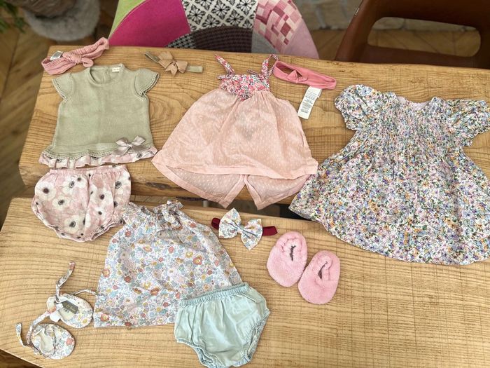 Lot vêtements fille 12 mois été liberty Lola palacios Zara ensemble complète fille