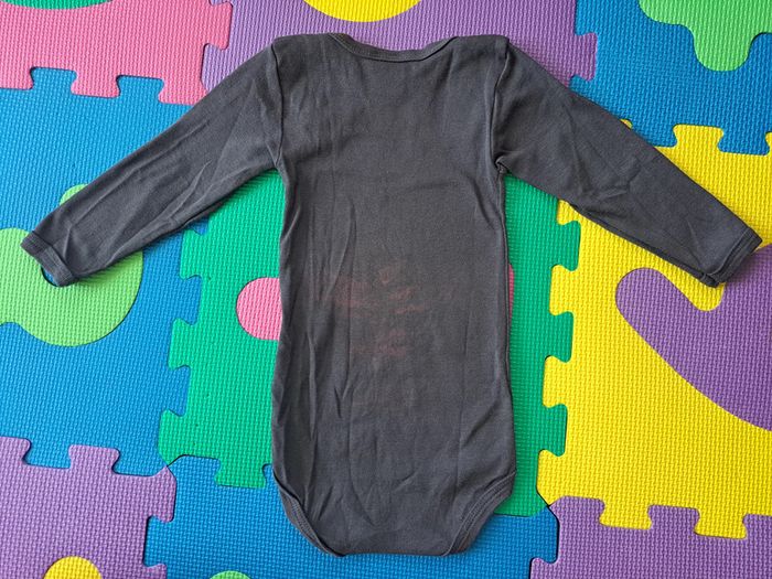 Lot de 8 bodies ml (6 Petit Bateau et 2 Orchestra) 9m - photo numéro 10