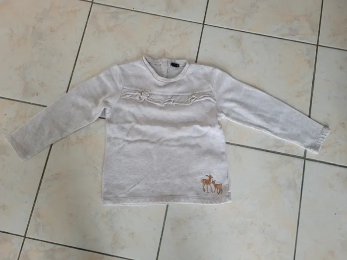 Pull sweat fille