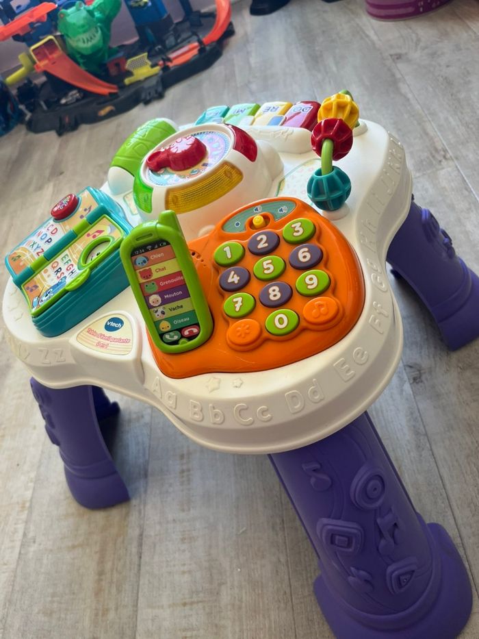 Table d'activités - photo numéro 2