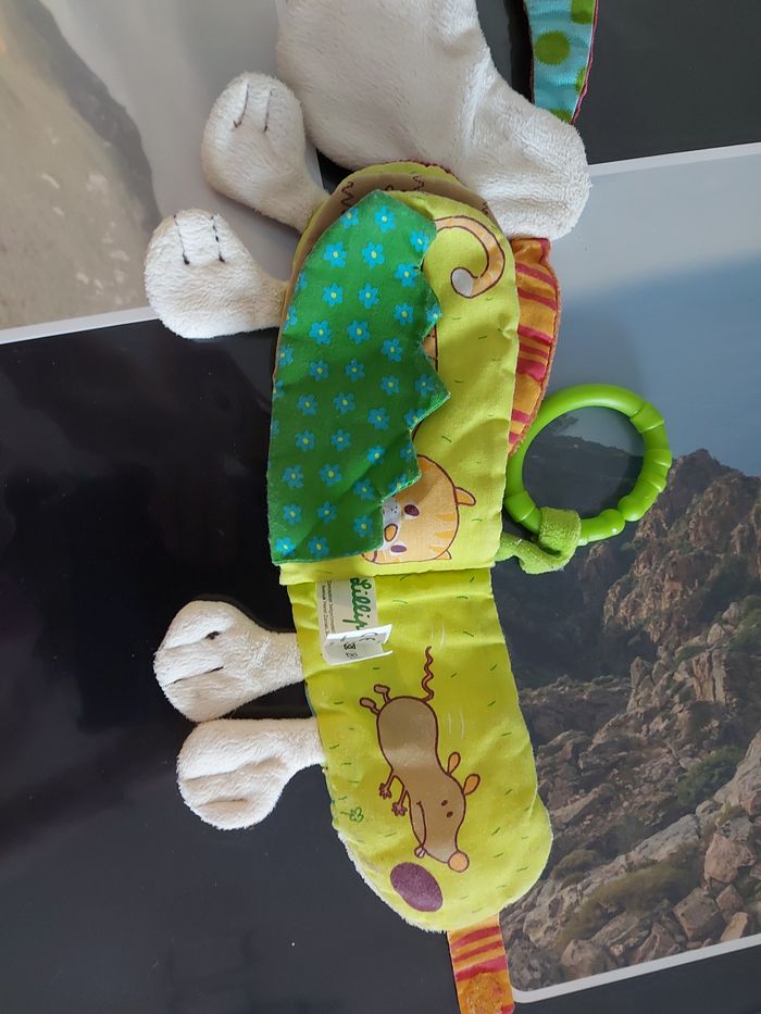 Livre tissu lilliputiens - photo numéro 3